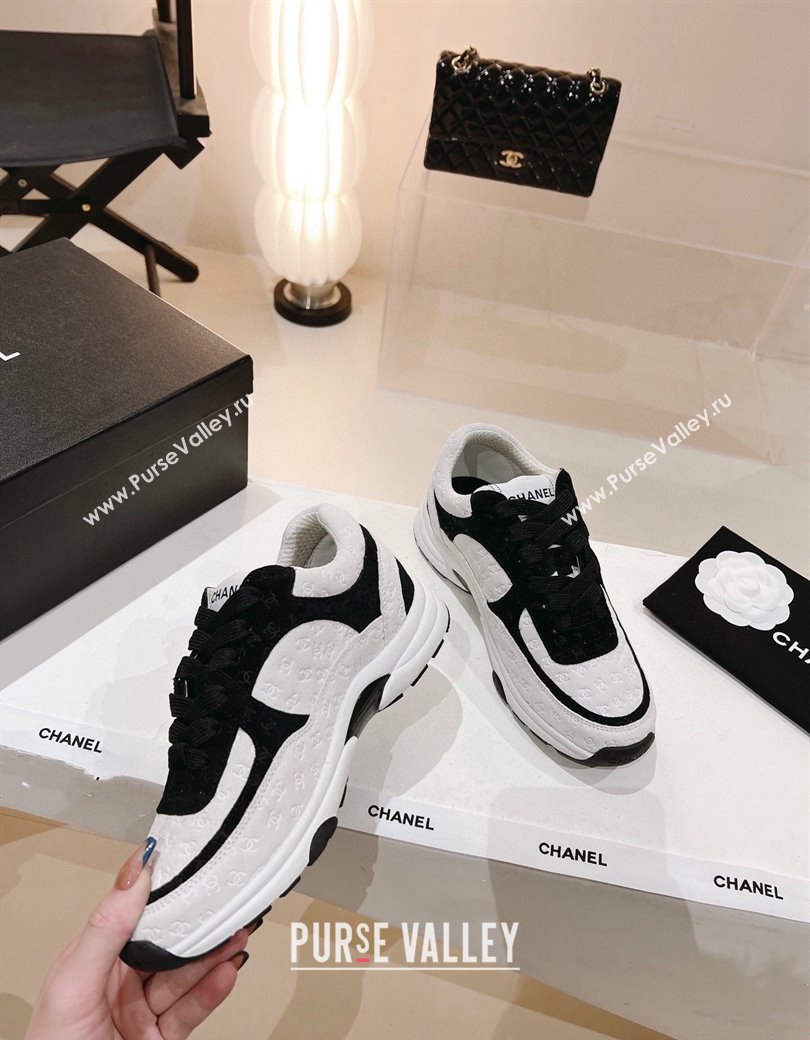 Chanel Suede Sneakers White/Black2 2024 G38299 (SS-241120139)