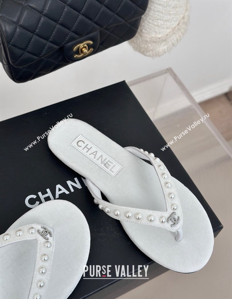 Chanel Velvet Flat Thongs Sandal with Pearls G46205 White 2024 (MD-241121177)