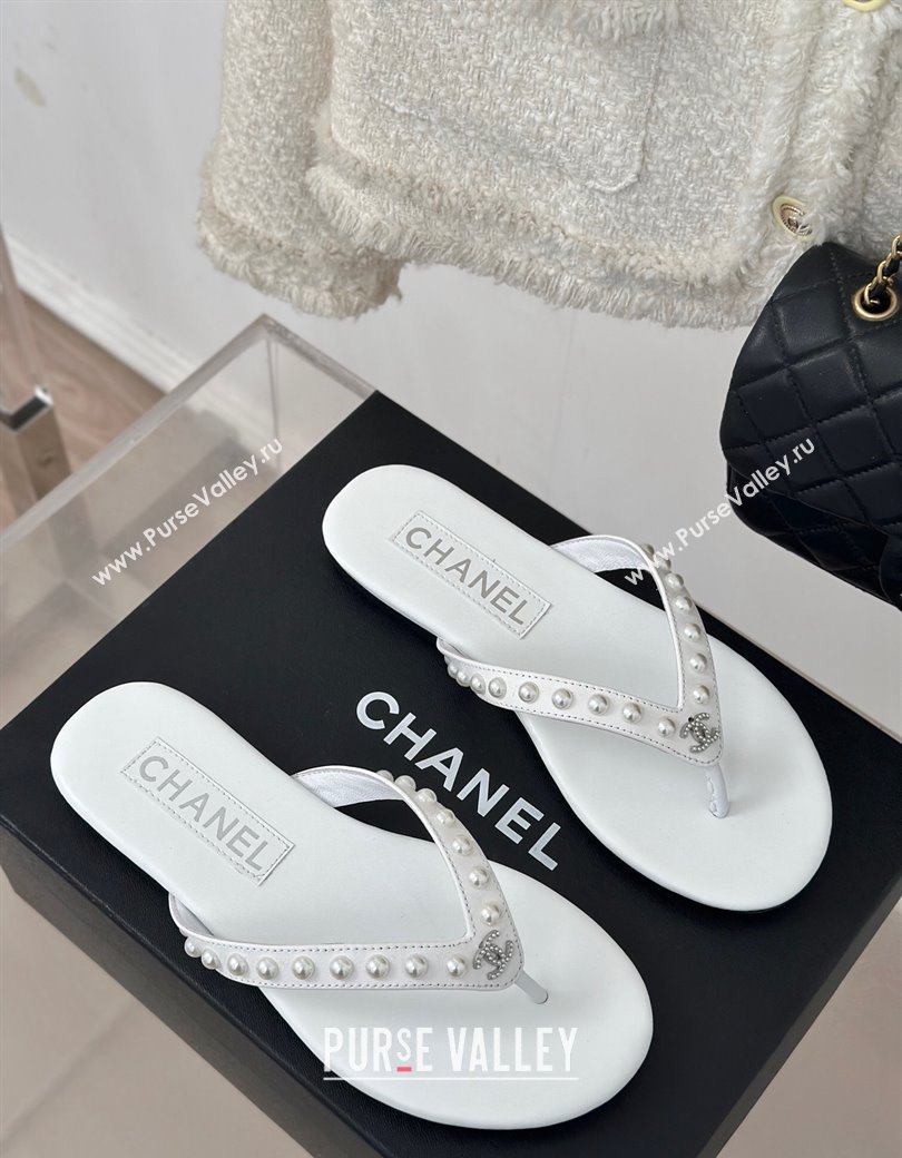 Chanel Calfskin Flat Thongs Sandal with Pearls G46205 White 2024 (MD-241121180)