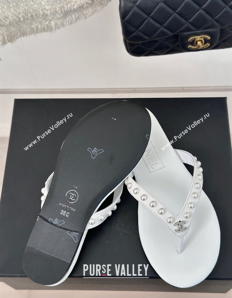 Chanel Calfskin Flat Thongs Sandal with Pearls G46205 White 2024 (MD-241121180)