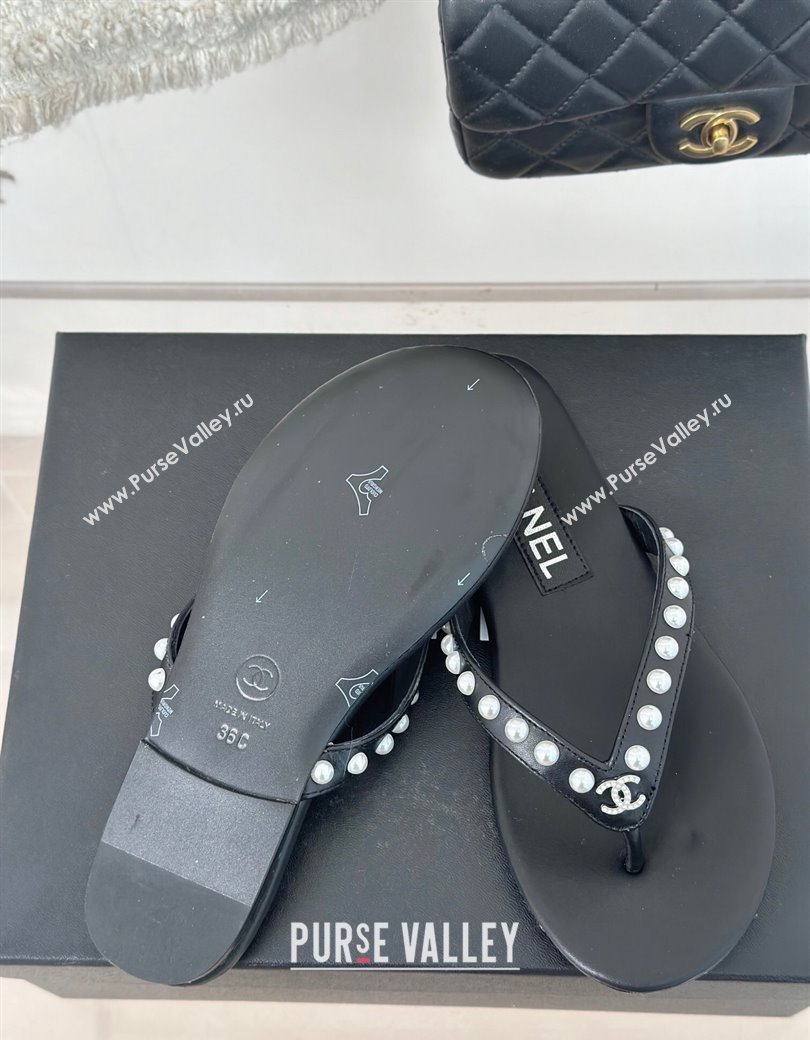 Chanel Calfskin Flat Thongs Sandal with Pearls G46205 Black 2024 (MD-241121181)