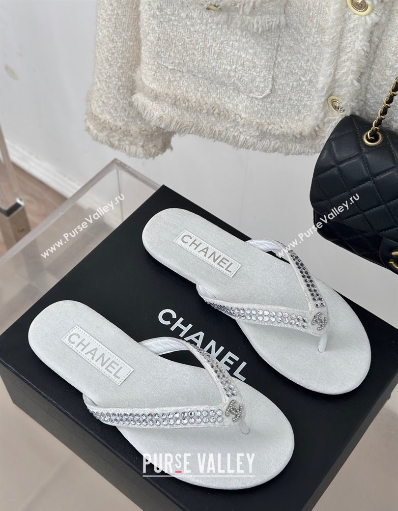 Chanel Velvet Flat Thongs Sandal with Strass G46205 White 2024 (MD-241121184)