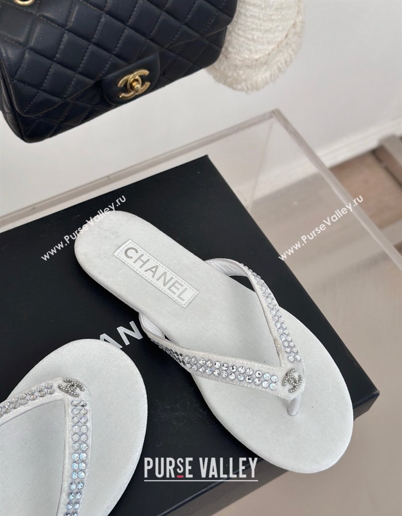 Chanel Velvet Flat Thongs Sandal with Strass G46205 White 2024 (MD-241121184)