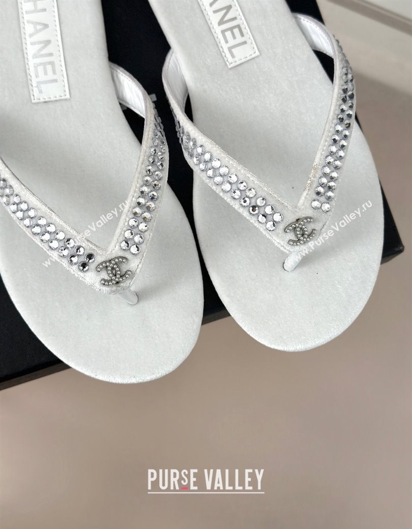 Chanel Velvet Flat Thongs Sandal with Strass G46205 White 2024 (MD-241121184)