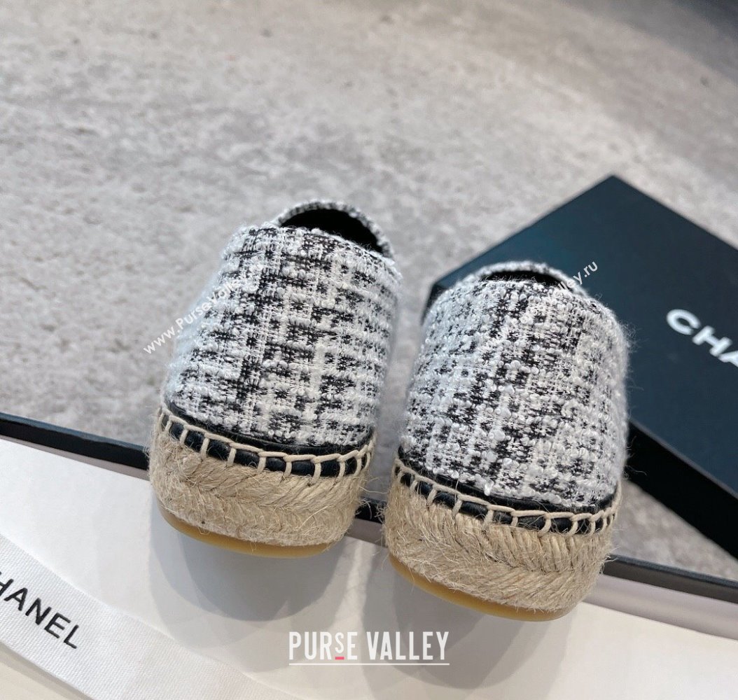 Chanel Tweed Espadrilles Flat with Gold-Tone CC Black 2024 CH112118 (KL-241121106)