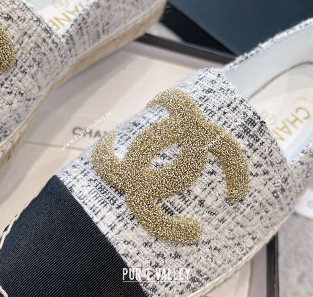 Chanel Tweed Espadrilles Flat with Gold-Tone CC White 2024 CH112118 (KL-241121107)