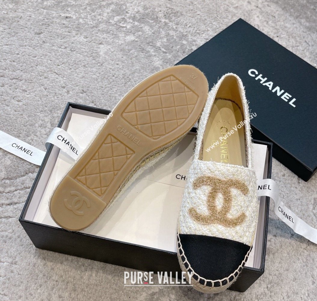 Chanel Tweed Espadrilles Flat with Gold-Tone CC Beige 2024 CH112118 (KL-241121108)