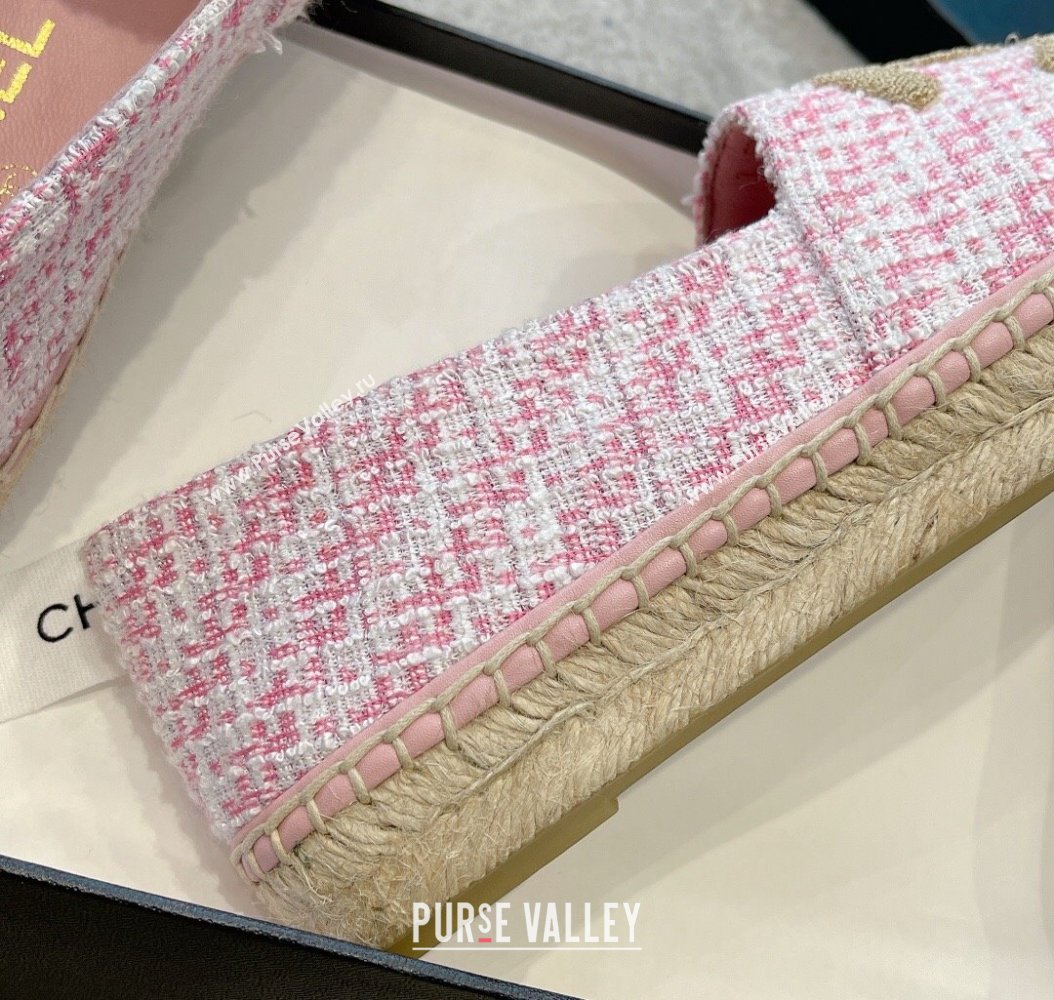 Chanel Tweed Espadrilles Flat with Gold-Tone CC Light Pink 2024 CH112118 (KL-241121109)