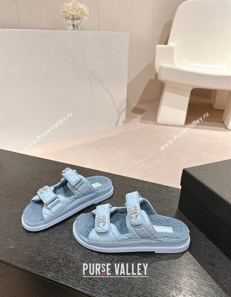 Chanel Quilted Calfskin Shearling Wool Flat Slides Sandal with Chain CC Light Blue 2024 (KL-241121147)