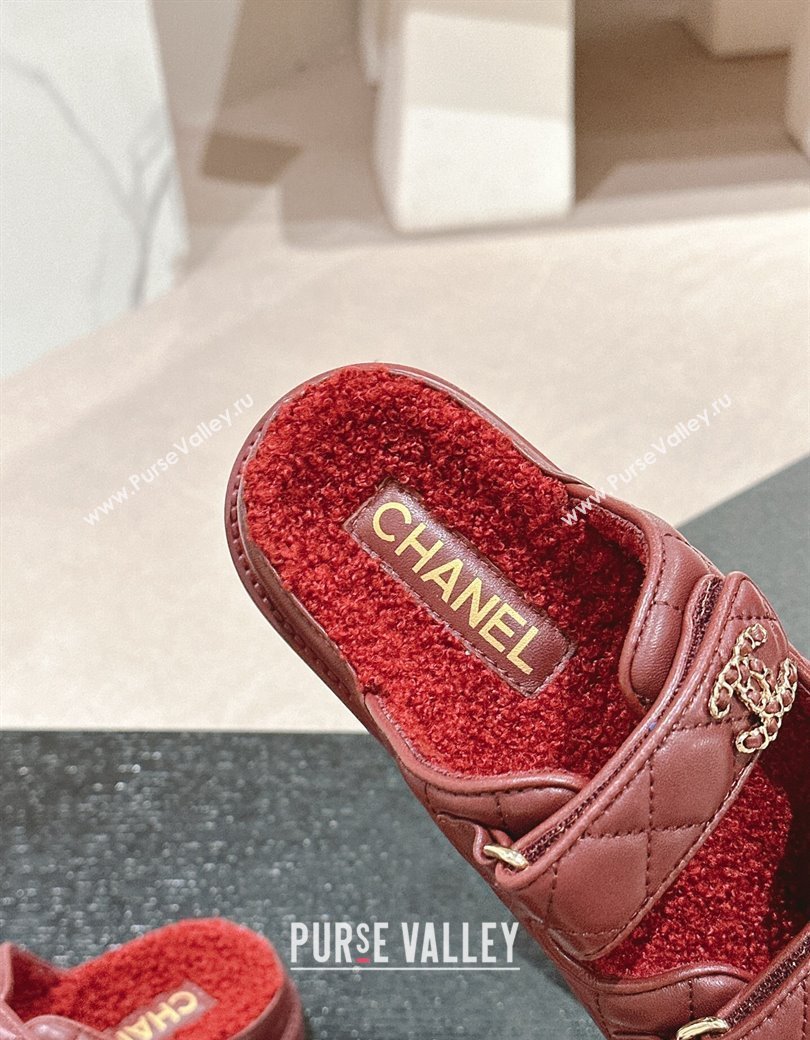 Chanel Quilted Calfskin Shearling Wool Flat Slides Sandal with Chain CC Burgundy 2024 (KL-241121148)