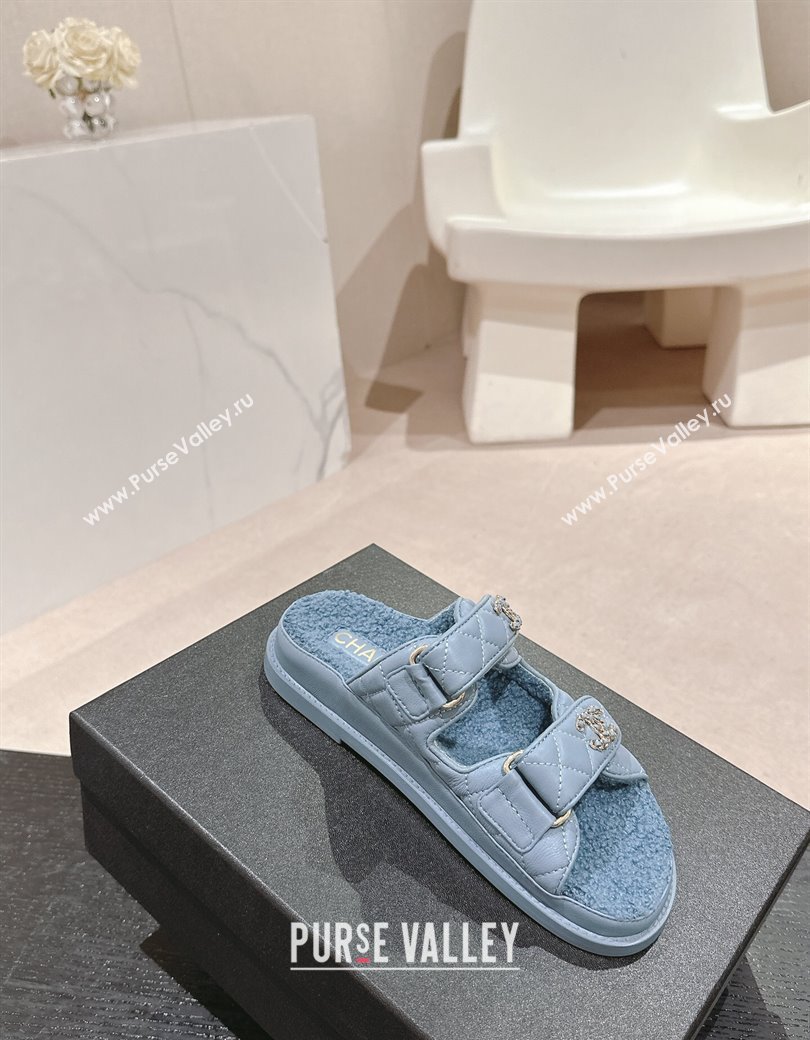 Chanel Quilted Calfskin Shearling Wool Flat Slides Sandal with Chain CC Blue2 2024 (KL-241121151)