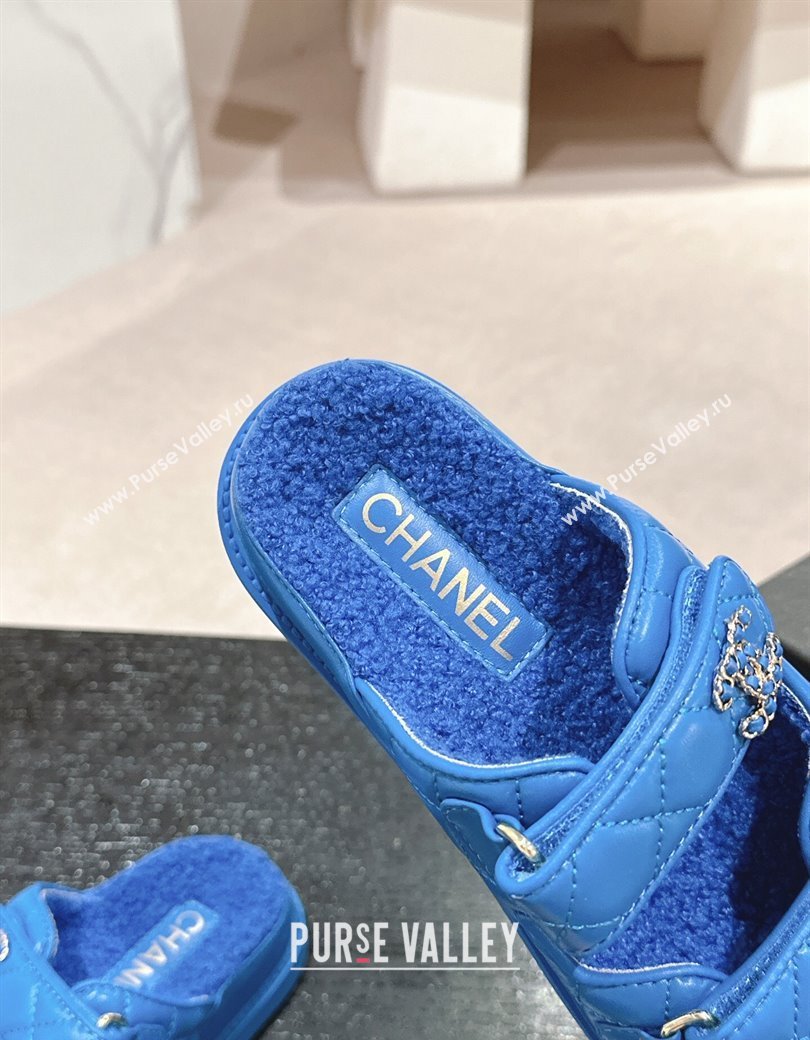 Chanel Quilted Calfskin Shearling Wool Flat Slides Sandal with Chain CC Sky Blue 2024 (KL-241121154)