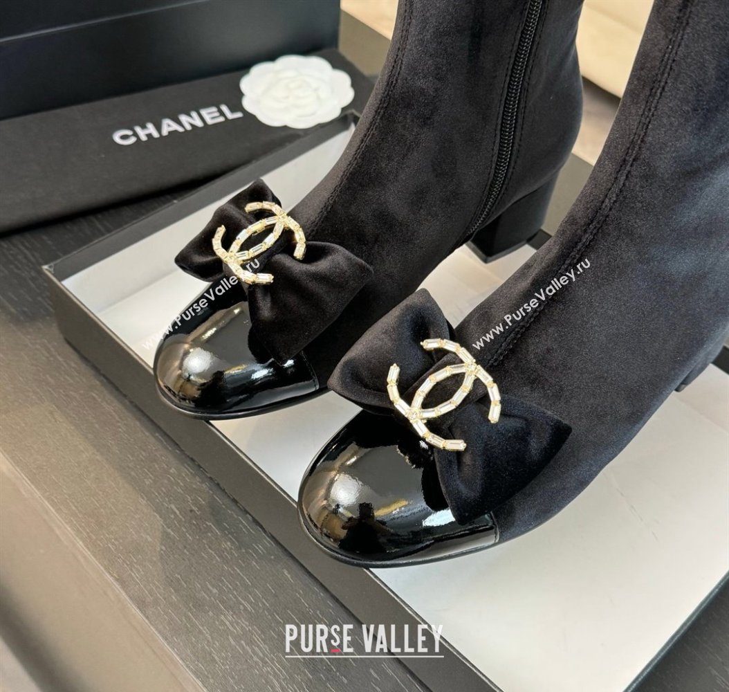 Chanel Velvet Heel Ankle Boots with Strass CC Bow Black 2024 CH112103 (SS-241121021)