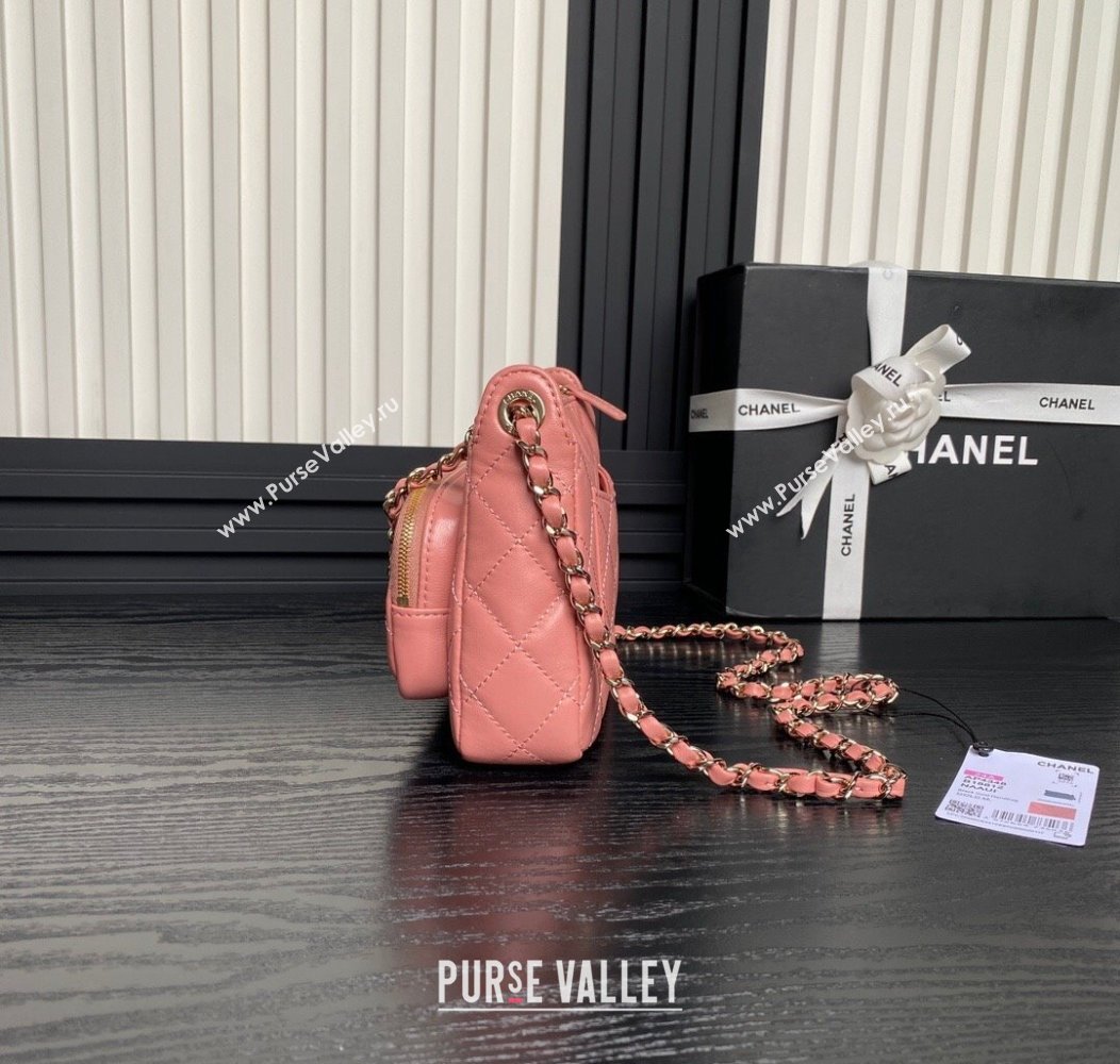 Chanel Shiny Crumpled Lambskin Clutch with Chain AP4348 Pink 2024 (yezi-241206041)