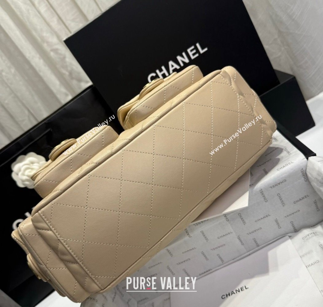 Chanel Shiny Lambskin Maxi Hobo Bag AS5302 Beige 2024 1206 (yezi-241206014)