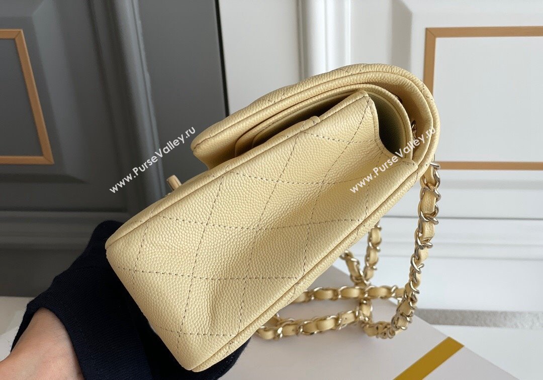 Chanel Quilted Grained Calfskin Classic Medium Flap bag A01112 Light Yellow 2024 1207 (yezi-241207028)