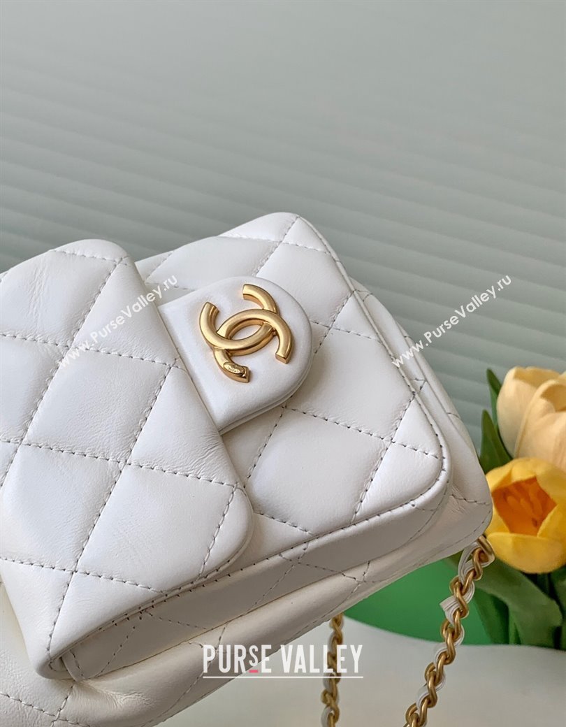 Chanel Shiny Lambskin Backpack bag AS5310 White 2024 (yezi-241207038)