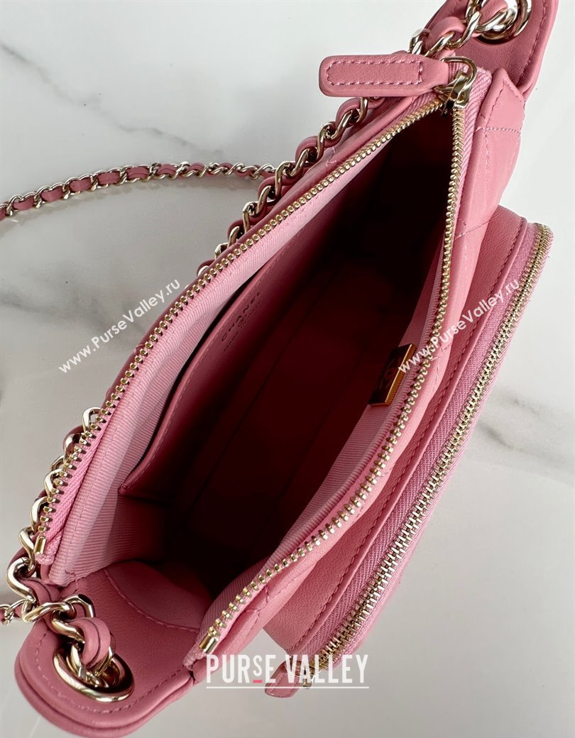 Chanel Shiny Crumpled Lambskin Clutch with Chain AP4349 Light Pink 2024 (yezi-241206042)