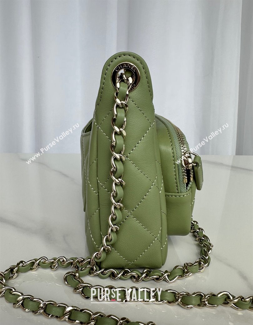 Chanel Shiny Crumpled Lambskin Clutch with Chain AP4349 Green 2024 (yezi-241206043)