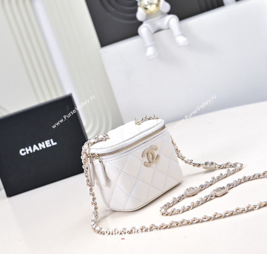 Chanel Lambskin Clutch with Chain AP4302 White 2024 (yezi-241207076)
