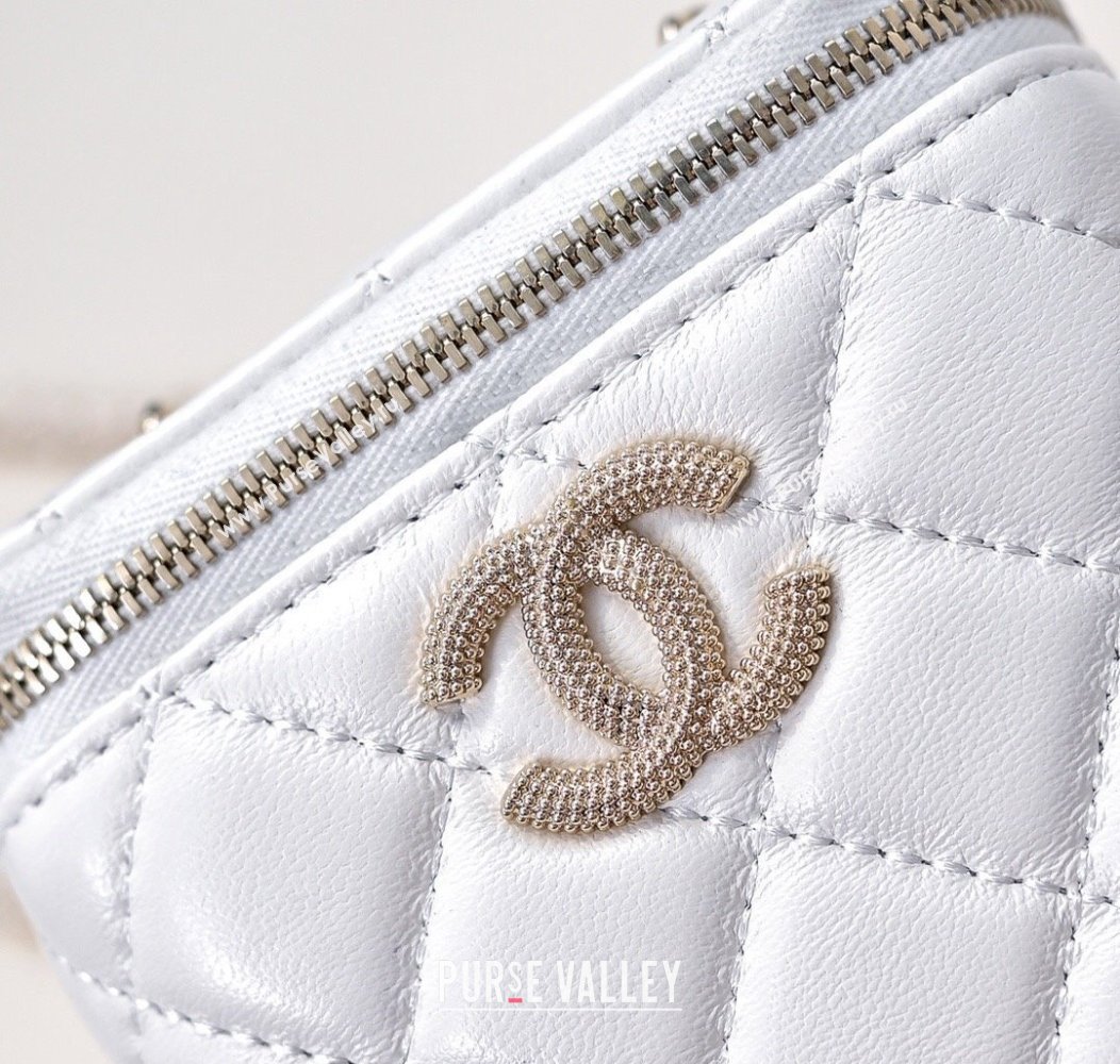 Chanel Lambskin Clutch with Chain AP4302 White 2024 (yezi-241207076)
