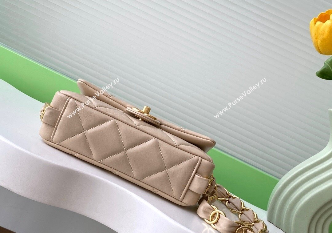 Chanel Lambskin Small Flap Bag with CC Chain Light Beige 2024 AS5174 (yezi-241207050)