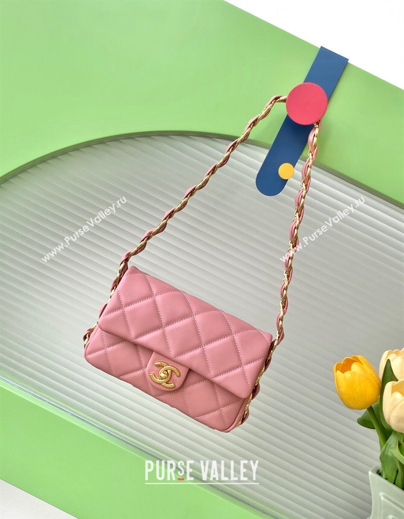 Chanel Lambskin Small Flap Bag with CC Chain Light Pink 2024 AS5174 (yezi-241207052)