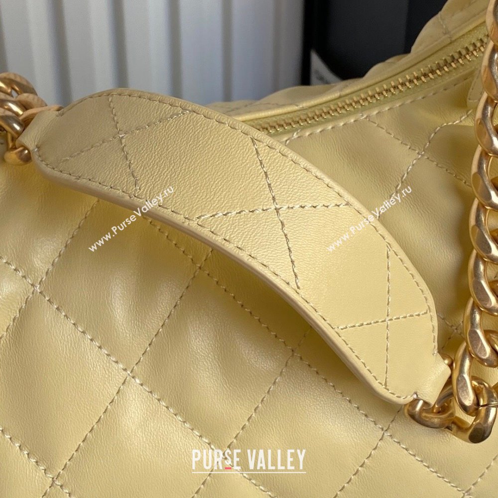 Chanel Shiny Lambskin Maxi Hobo Bag AS5302 Yellow 2024 1206 (yezi-241206013)