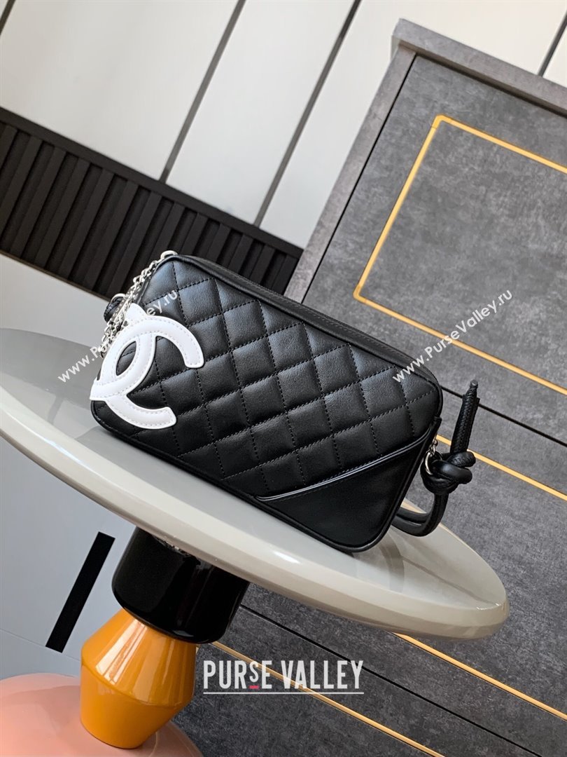 Chanel Quilted Calfskin Camera bag with Maxi CC A6328 Black 2024 (yezi-241206052)