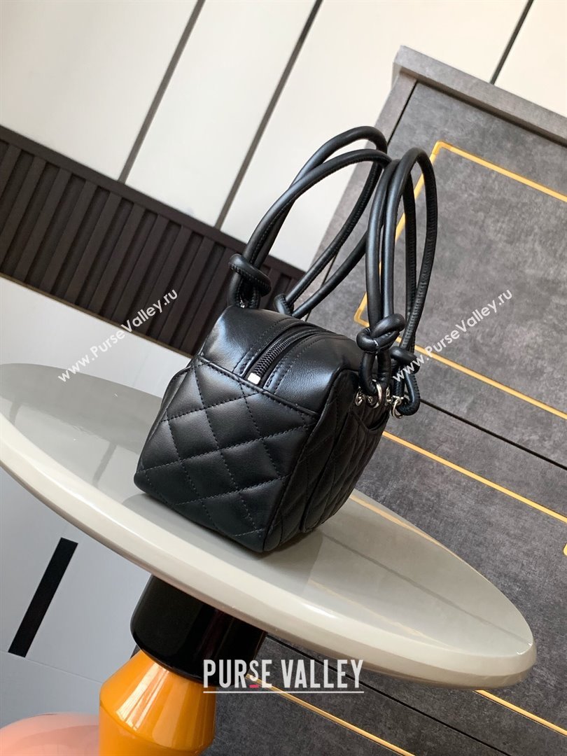 Chanel Quilted Calfskin Bowling bag with Maxi CC A6329 Black/White 2024 (yezi-241206053)