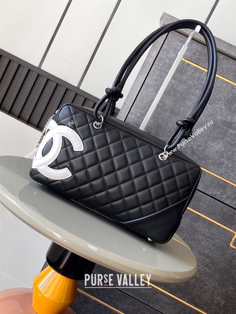 Chanel Quilted Leather Bowling bag with Maxi CC A6329 Black/White 2024 (yezi-241206056)