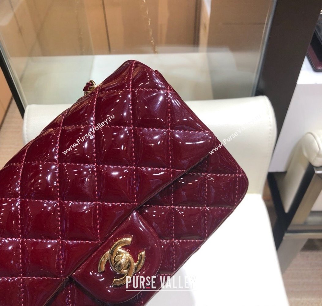 Chanel Patent Calfskin Classic Mini Flap bag A01116 Dark Burgundy 2024 1209 (SM-241209050)