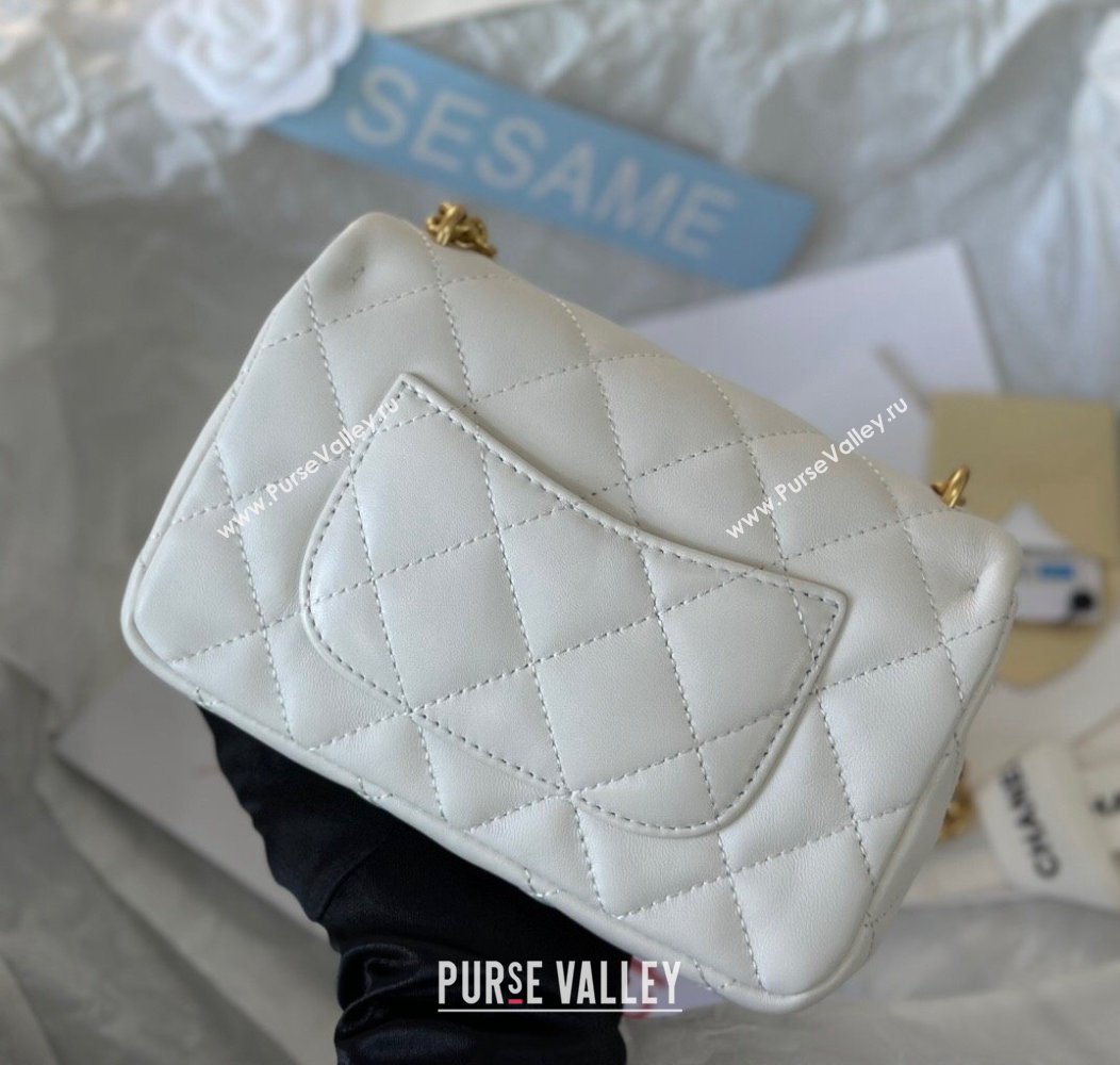 Chanel Lambskin Mini Flap Bag with Heart Chain AS3828 White 2024 (SM-241209013)