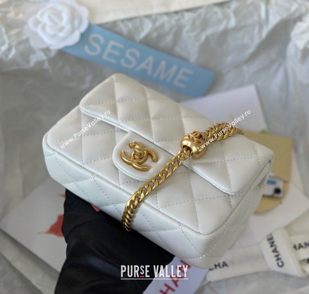 Chanel Lambskin Mini Flap Bag with Heart Chain AS3828 White 2024 (SM-241209013)