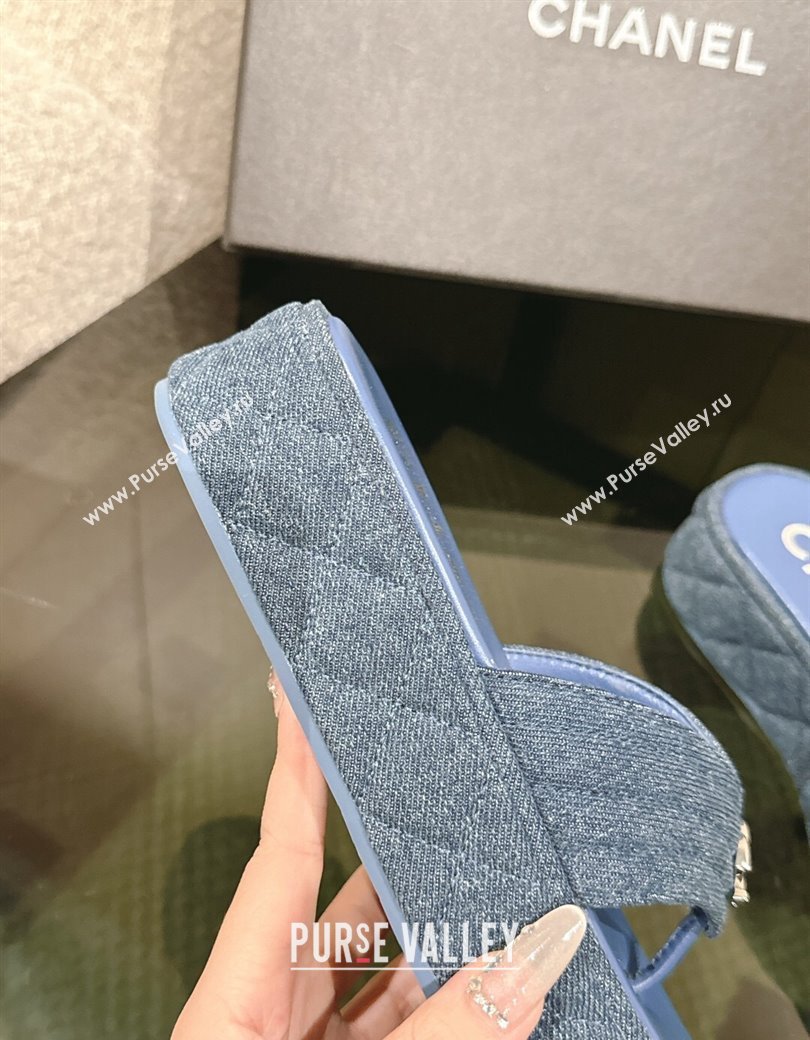 Chanel Chevron Denim Platform Thong Slides Sandal 4.5cm Blue 2024 G46108 (MD-250102137)