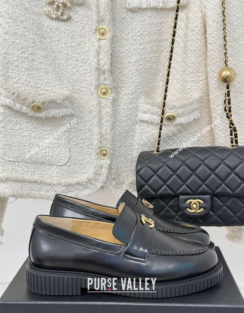 Chanel Shiny Calfskin Leather Loafers with Metal-Tone CC G46112 Black 2024 (MD-250103016)