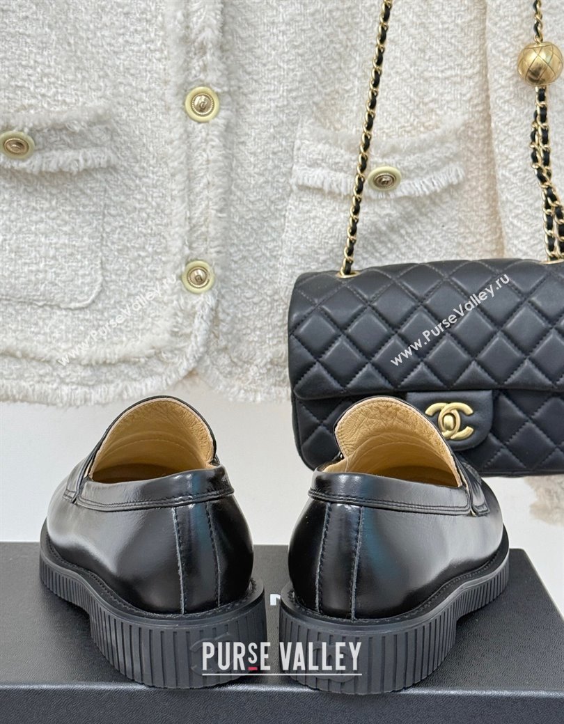 Chanel Shiny Crumpled Calfskin Loafers with Metal-Tone CC G46112 Black 2024 (MD-250103016)