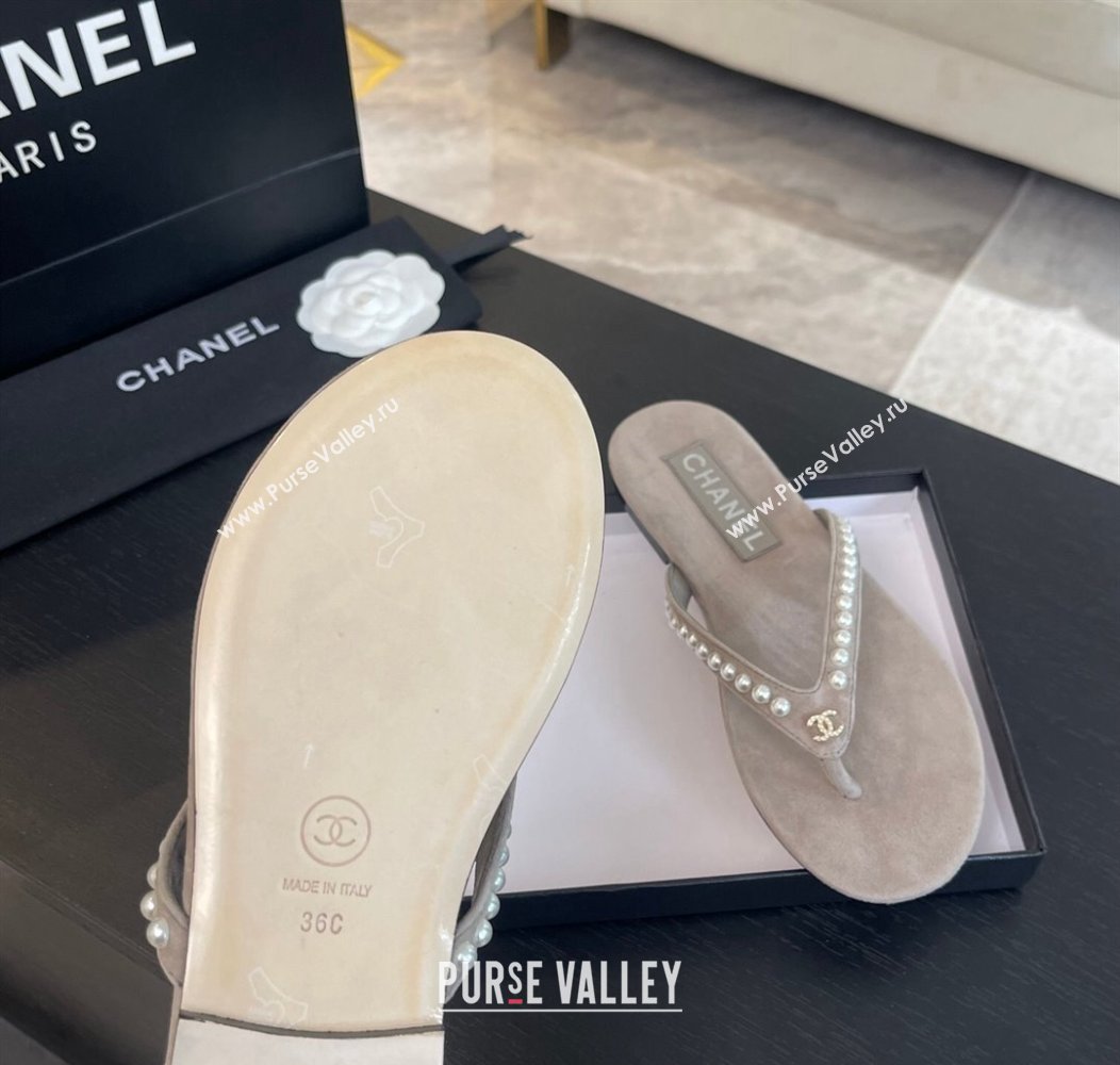 Chanel Suede Flat Thong Slide Sandals with Pearls G46205 Khaki Grey 2024 (MD-240102052)