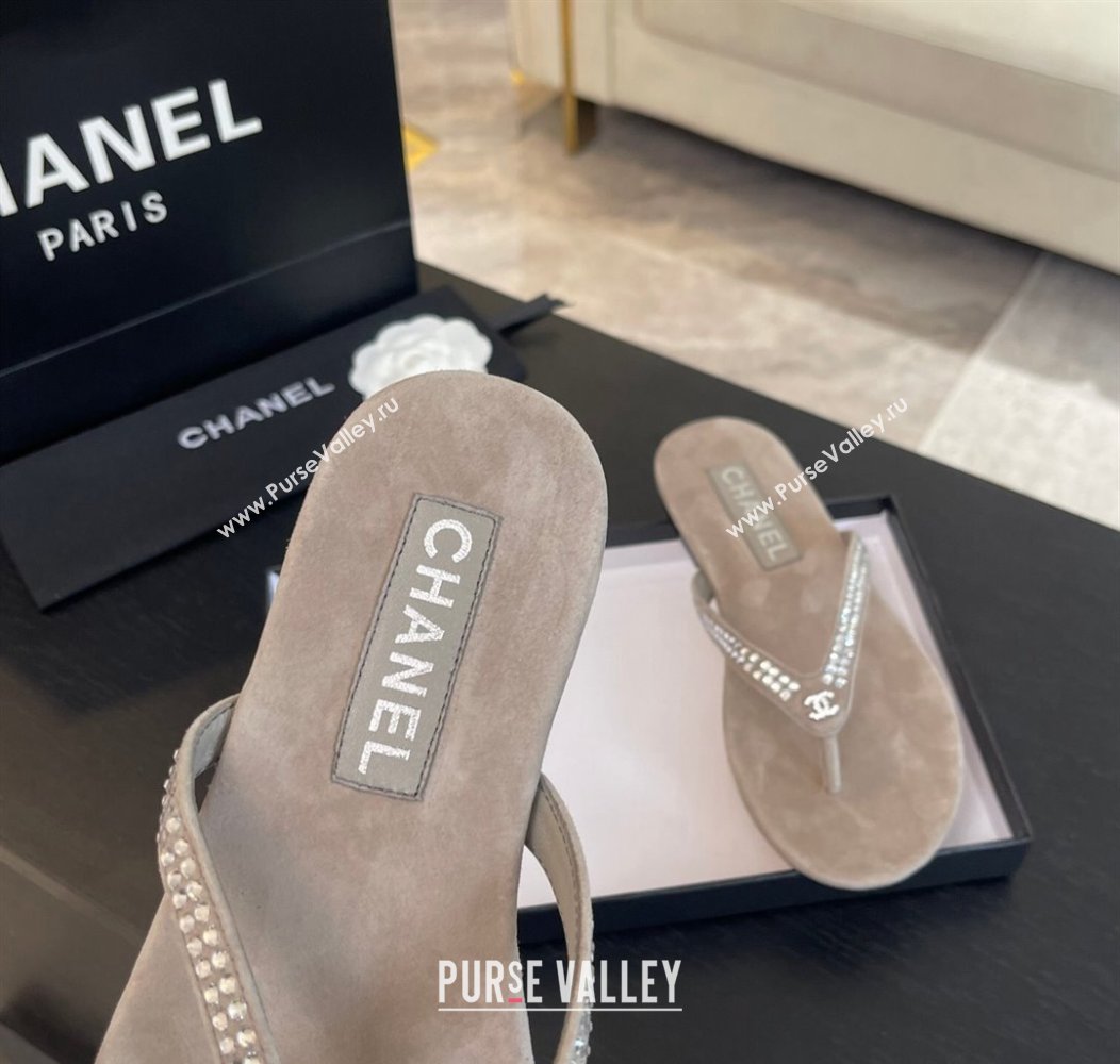 Chanel Suede Flat Thong Slide Sandals with Strass G46205 Khaki Grey 2024 (MD-240102059)