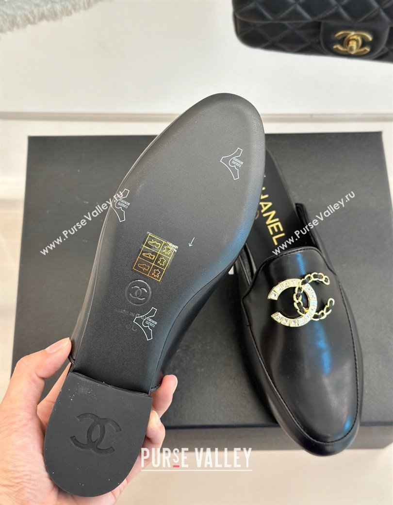 Chanel Lambskin Flat Mules with Strass and Chain CC G46157 Black 2024 (MD-250102103)