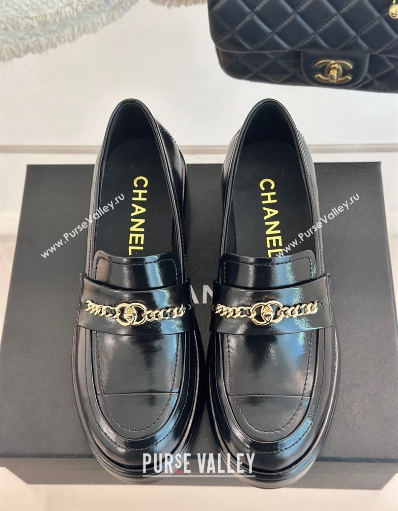 Chanel Oil Calfskin Loafers with Chain Black 2024 G46068 (MD-250103020)