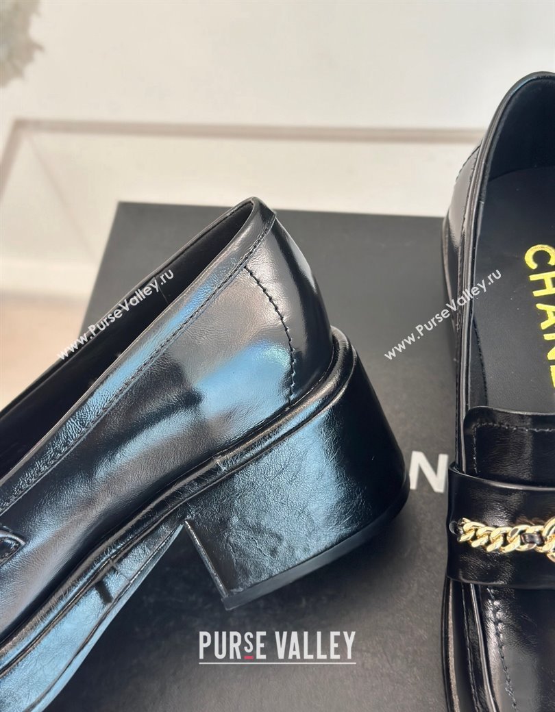 Chanel Oil Calfskin Loafers with Chain Black 2024 G46068 (MD-250103020)