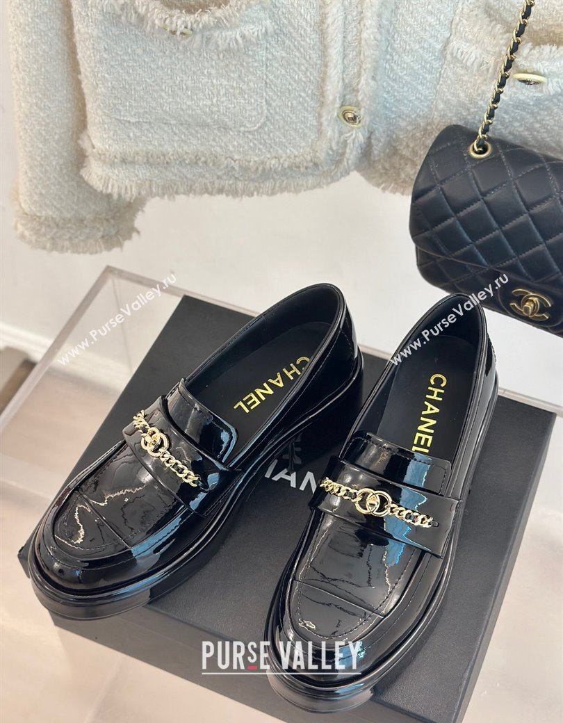 Chanel Patent Calfskin Loafers with Chain Black 2024 G46068 (MD-250103021)