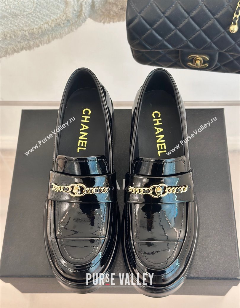 Chanel Patent Calfskin Loafers with Chain Black 2024 G46068 (MD-250103021)