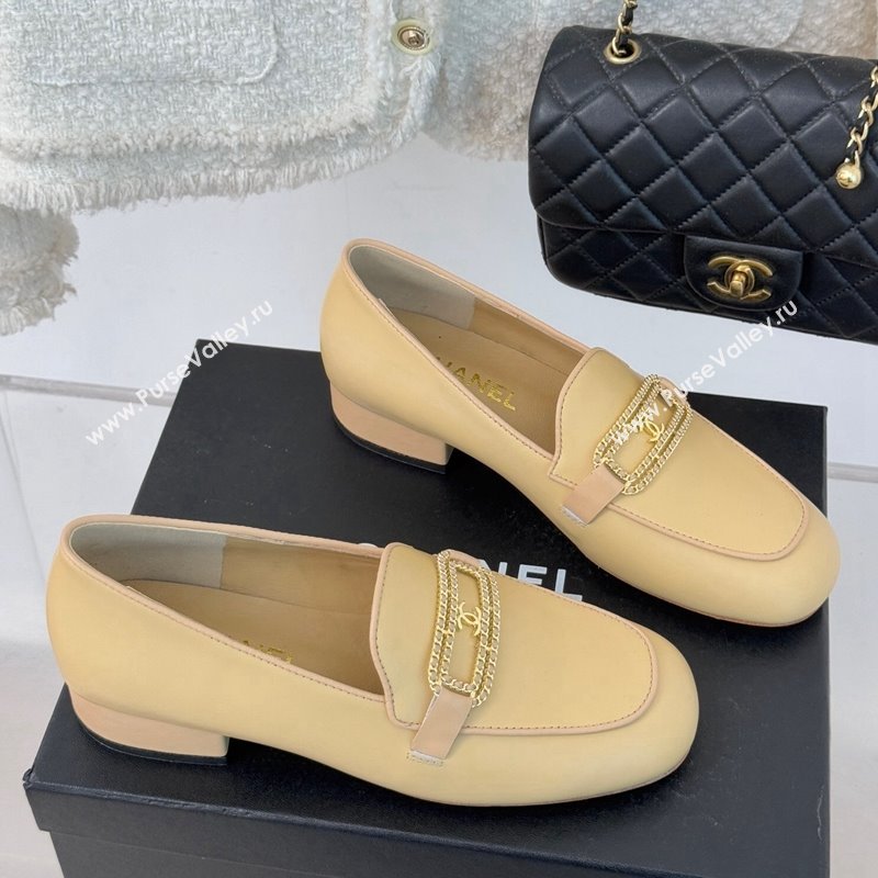 Chanel Lambskin Leather Loafers with Chain Yellow 2025 G46113 (MD-250103060)