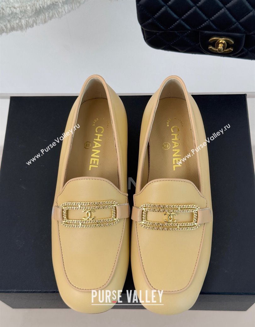 Chanel Lambskin Leather Loafers with Chain Yellow 2025 G46113 (MD-250103060)