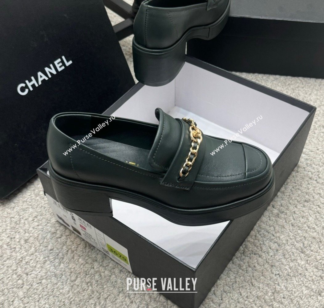 Chanel Calfskin Loafers with Chain Dark Green 2024 G46068 (MD-250103024)