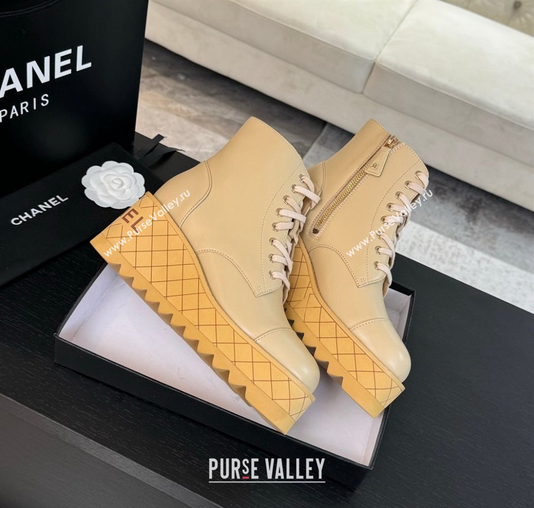 Chanel Lambskin Wedge Laced-up Ankle Boots 10cm Beige 2025 CH010306 (MD-250103065)