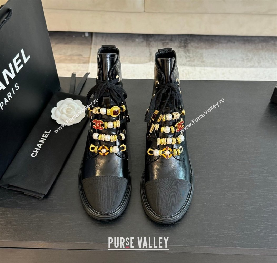 Chanel Crumpled Shiny Calfskin Grosgrain Ankle Boots with Beads Charm Black 2024 (MD-250103067)