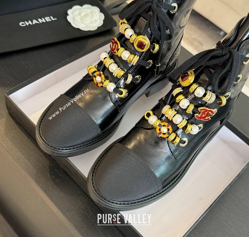 Chanel Crumpled Shiny Calfskin Grosgrain Ankle Boots with Beads Charm Black 2024 (MD-250103067)